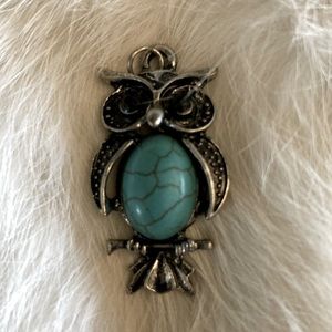 Antique looking Silver and Faux Turquoise Hoot Owl Necklace- NO Chain